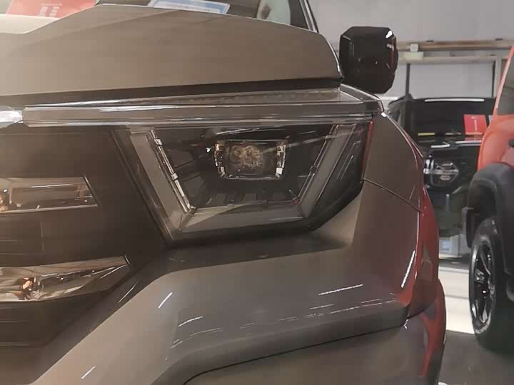 Фото 10 - Tank 400 Hybrid