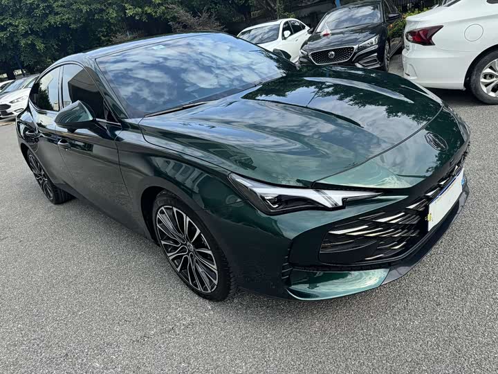 Фото 1 - MG Motor 7