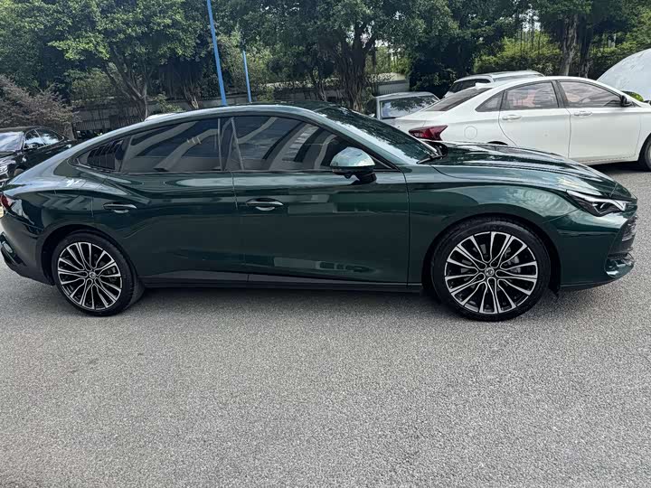 Фото 4 - MG Motor 7