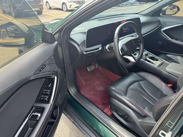 Фото 9 - MG Motor 7