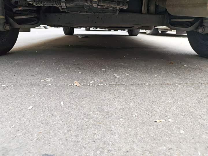 Фото 25 - Toyota Yaris L Hatchback