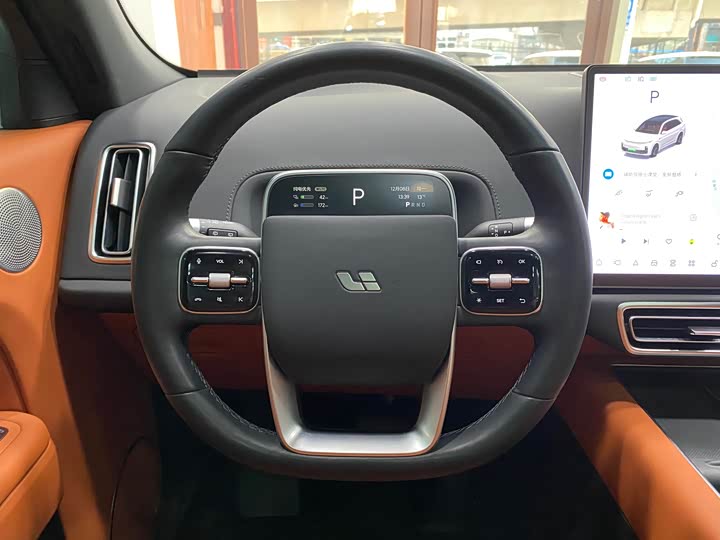 Фото 12 - LiXiang L7