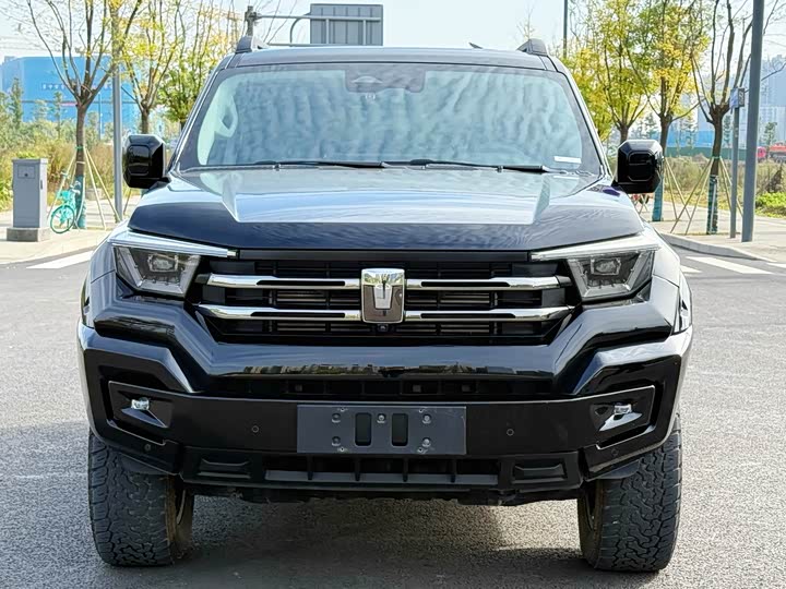 Фото 2 - Tank 400 Hybrid