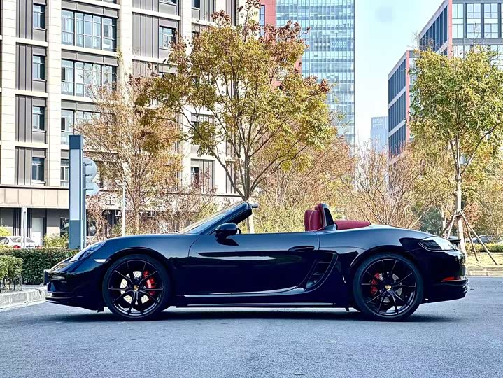 Фото 13 - Porsche 718