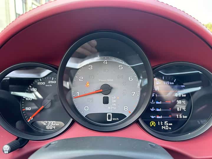 Фото 4 - Porsche 718