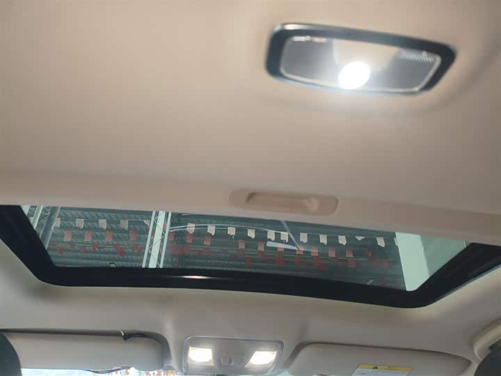 Фото 18 - Changan Raeton CC