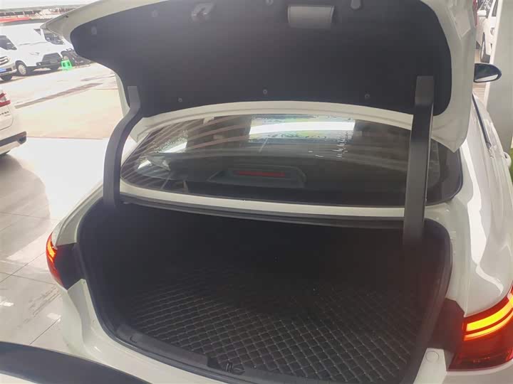 Фото 19 - Changan Raeton CC