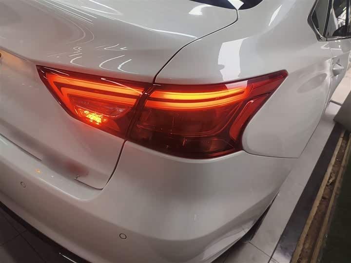 Фото 8 - Changan Raeton CC