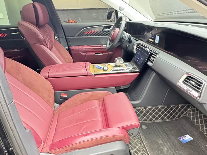 Фото 4 - Hongqi E-HS9