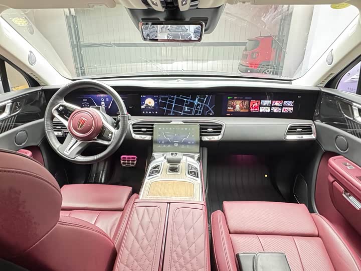 Фото 9 - Hongqi E-HS9