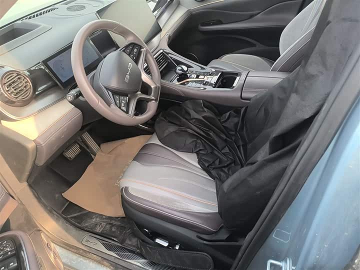 Фото 15 - BYD Frigate 07