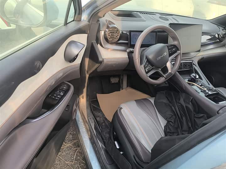 Фото 16 - BYD Frigate 07