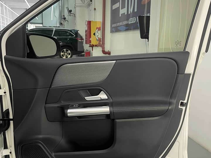 Фото 25 - Mercedes-Benz B-Class