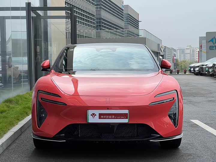 Фото 4 - Avatr 06