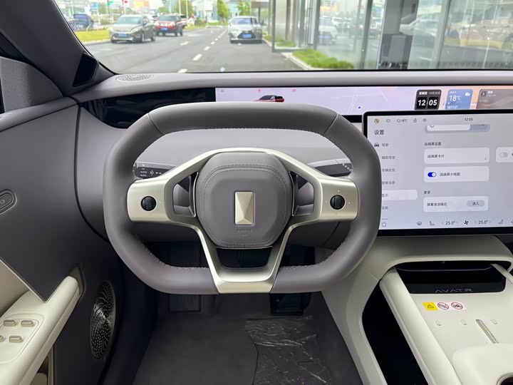 Фото 9 - Avatr 06