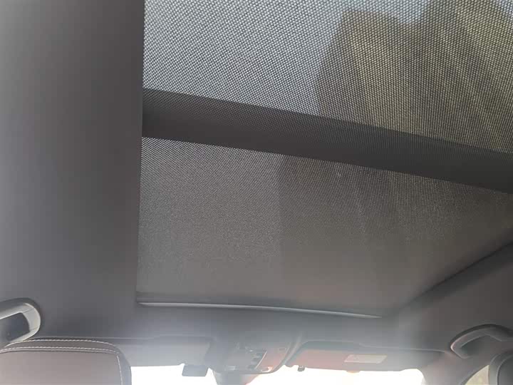 Фото 18 - Audi Q6