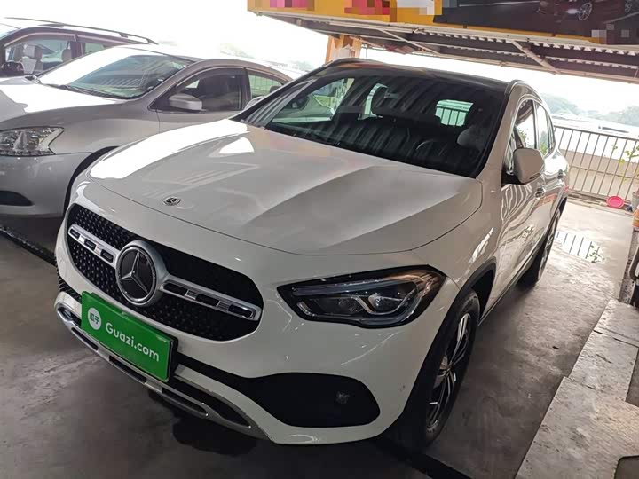 Фото 1 - Mercedes-Benz GLA-Class