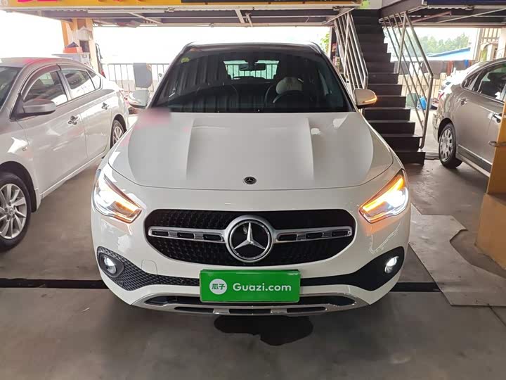 Фото 3 - Mercedes-Benz GLA-Class