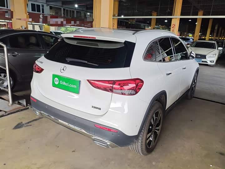 Фото 7 - Mercedes-Benz GLA-Class