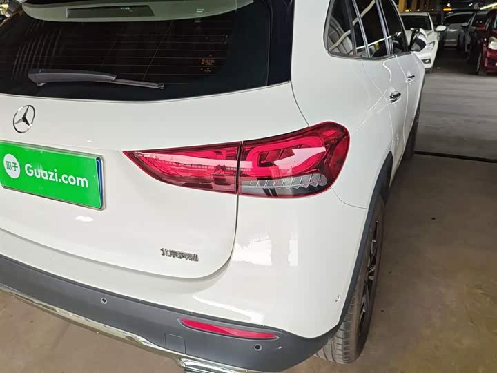 Фото 8 - Mercedes-Benz GLA-Class