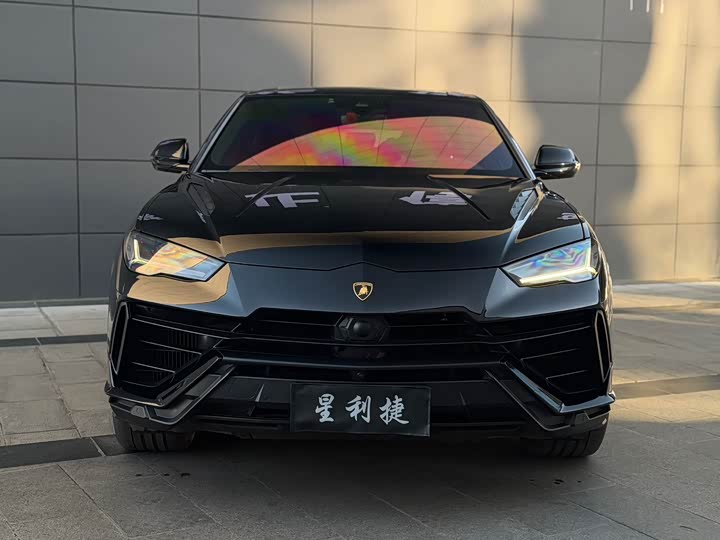 2023 Lamborghini Urus