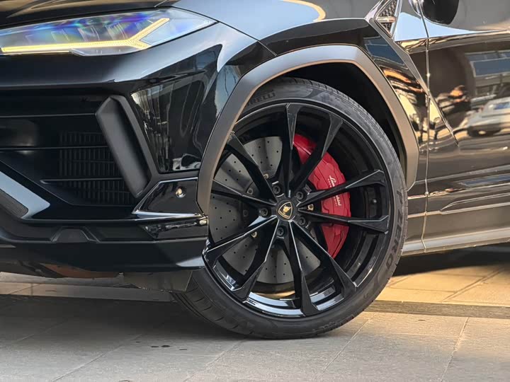 2023 Lamborghini Urus