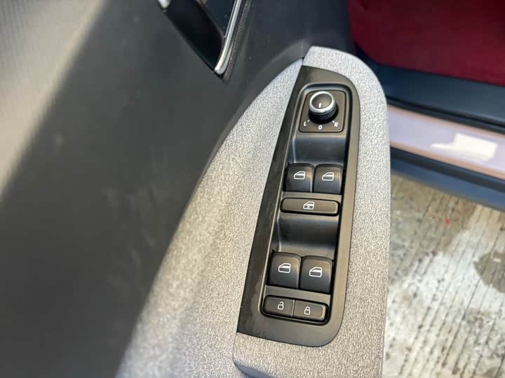 Фото 18 - Leapmotor T03