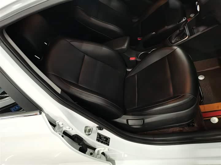 Фото 25 - Hyundai Verna