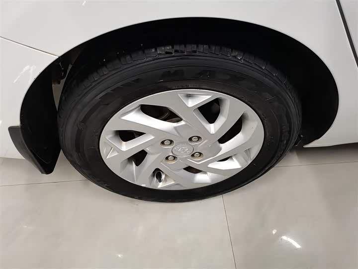 Фото 26 - Hyundai Verna