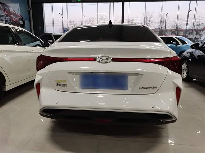 Фото 6 - Hyundai Verna