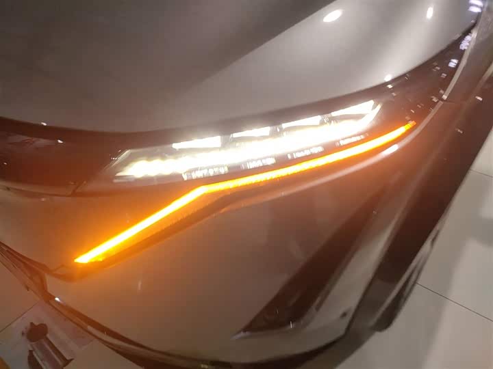 Фото 24 - Nissan Ariya EV