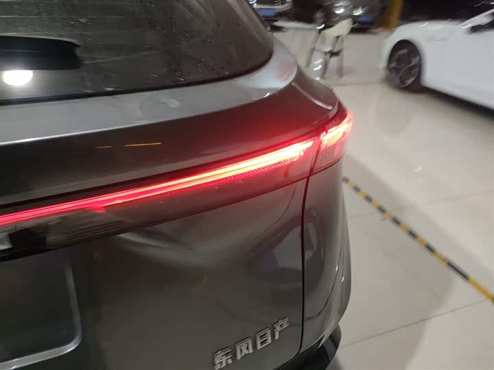 Фото 8 - Nissan Ariya EV