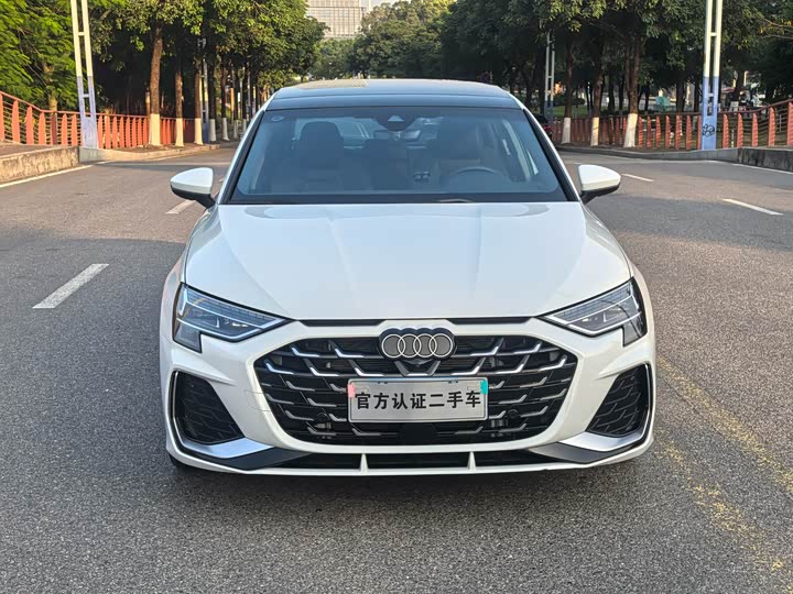 Фото 2 - Audi A3