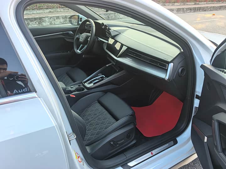 Фото 22 - Audi A3