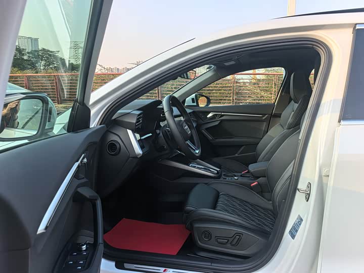 Фото 4 - Audi A3