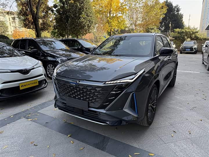 Фото 1 - Changan Oshan Z6 Hybrid