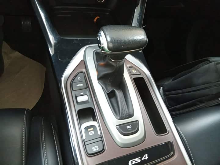 Фото 14 - GAC Trumpchi GS4