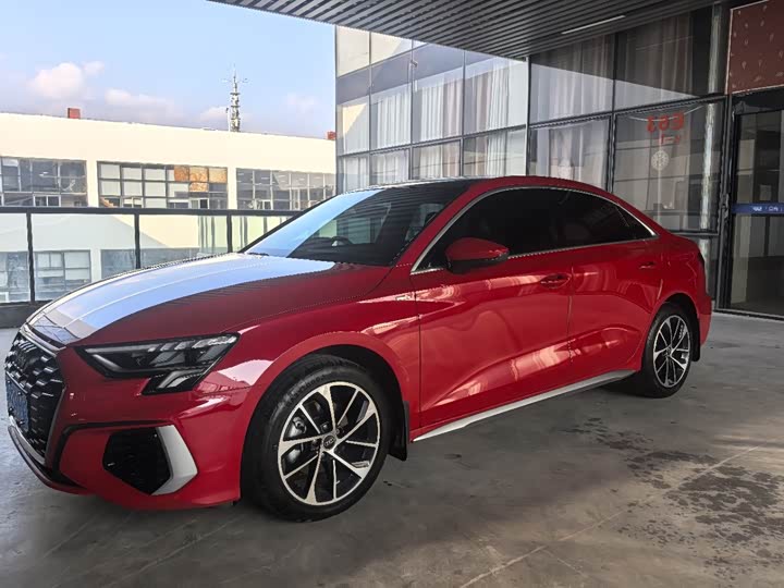 Фото 1 - Audi A3