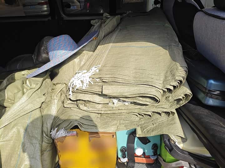 Фото 15 - Dongfeng Forthing Lingzhi M5