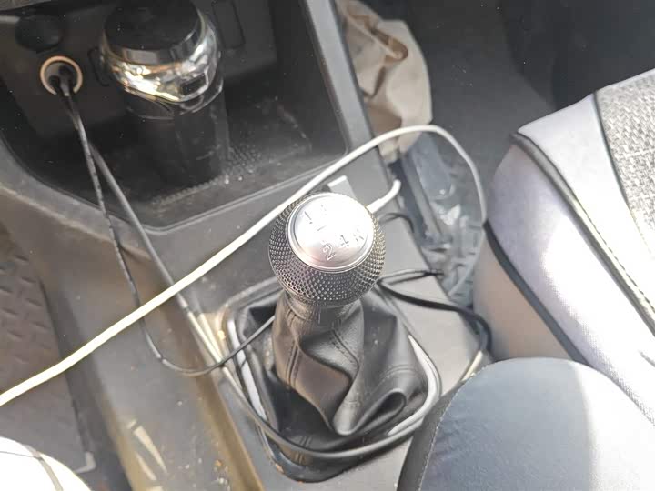 Фото 7 - Dongfeng Forthing Lingzhi M5