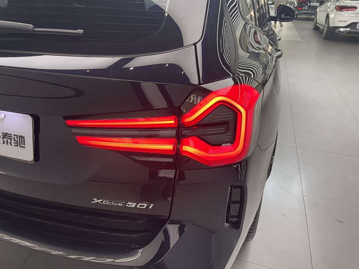 Фото 16 - BMW X3