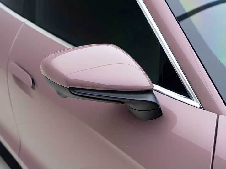 Фото 5 - Porsche Taycan