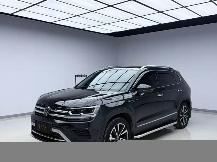 Фото 1 - Volkswagen Tharu