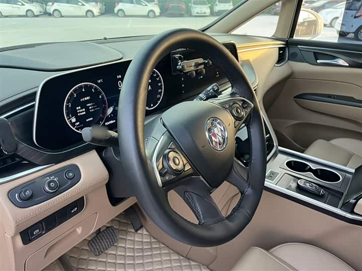 Фото 23 - Buick GL8 ES