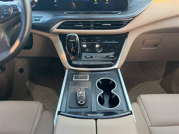 Фото 7 - Buick GL8 ES