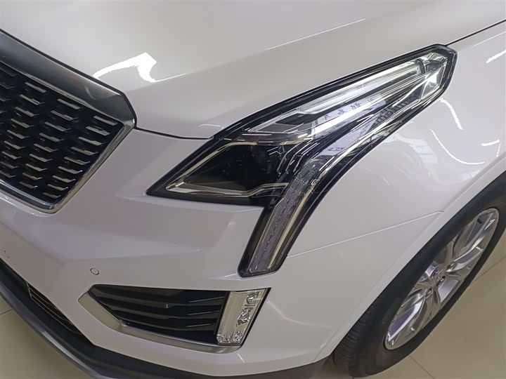 Фото 24 - Cadillac XT5