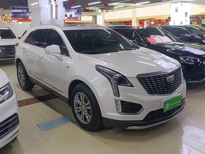 Фото 4 - Cadillac XT5
