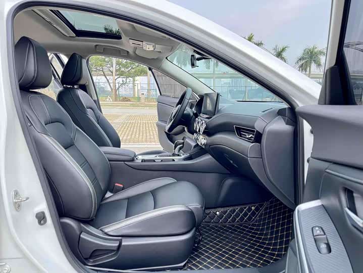 Фото 6 - Nissan Sylphy