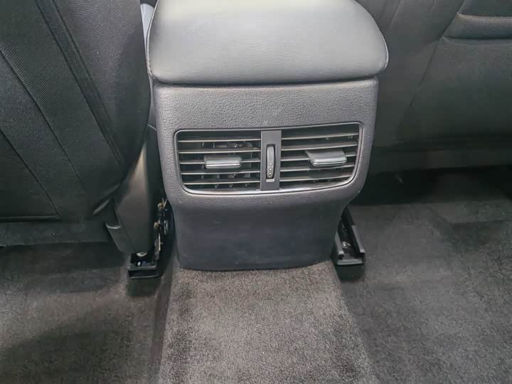 Фото 13 - Mazda 3 (Axela)