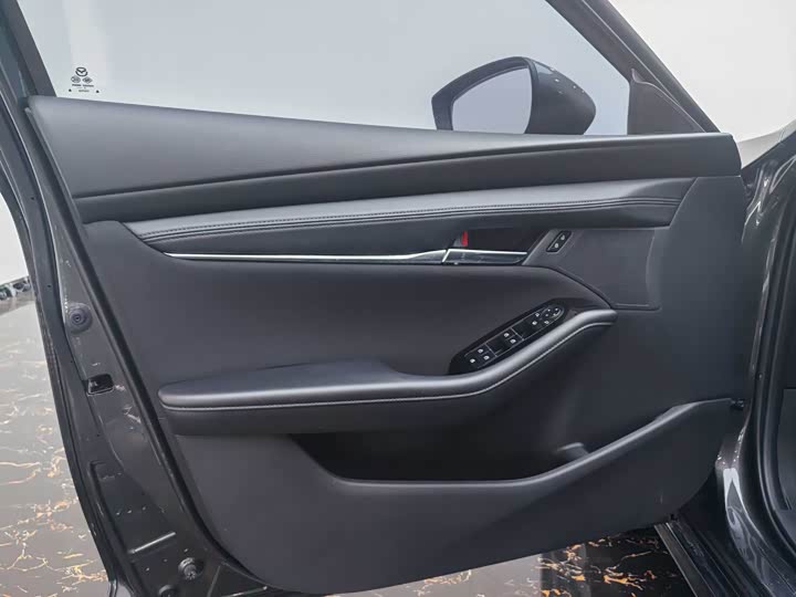 Фото 7 - Mazda 3 (Axela)